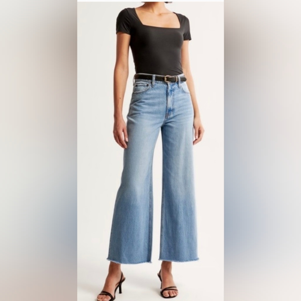 Topshop | Highrise Cropped Wide Leg Jean Raw Hem Cotton Blue